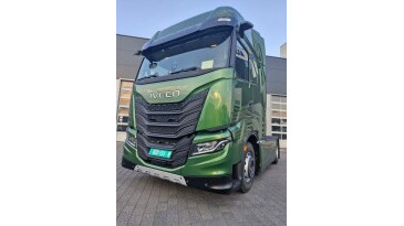 IVECO S-WAY AS440S50T/P Фото #2